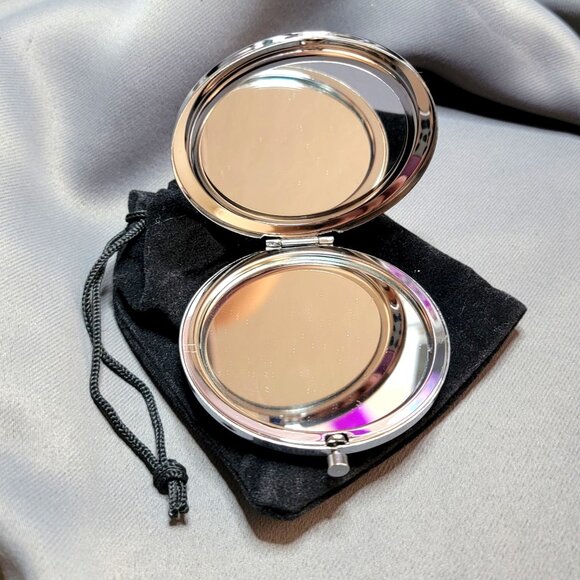 Elegant Silver Glitter Compact Mirror w/ Velvet Pouch, NWOT - Picture 3 of 4